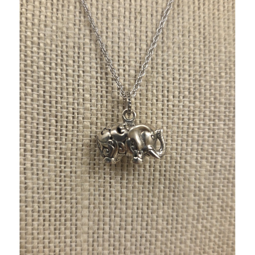 Vintage Jezlaine Sterling Silver Elizabeth Pendant 18" Rope Sterling Necklace